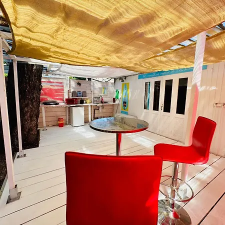 Chalet Avec Piscine Antibes